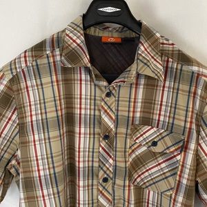 Merrell Large Short Sleeve Button Up Shirt